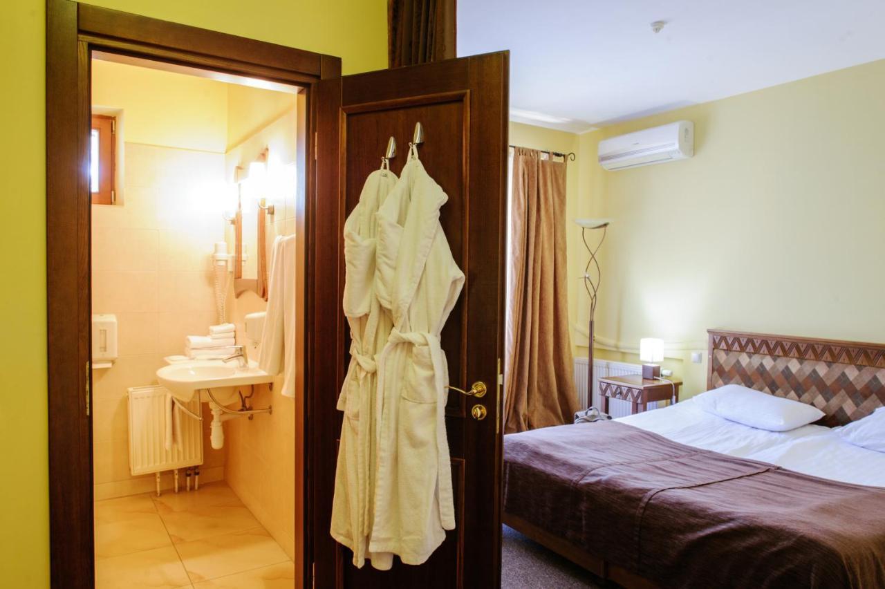 Hotel Трипільське Сонце Podgortsy  Exterior foto