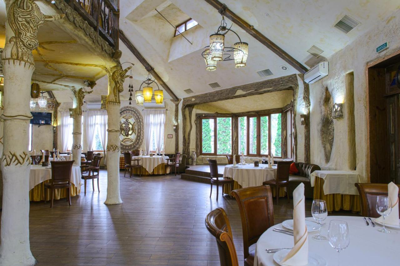 Hotel Трипільське Сонце Podgortsy  Exterior foto